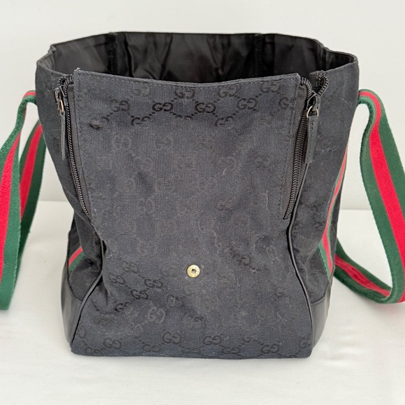 Gucci dog carrier. - Picture 3 of 9